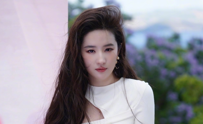 Nữ giới có mắt phượng mày ngài thường gặp nhiều may mắn trong cuộc sống 