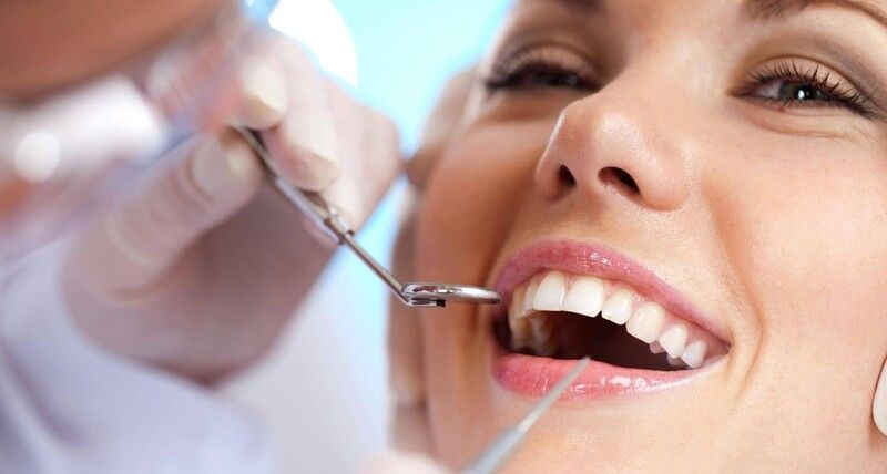 Kỹ thuật đặt răng sứ của bác sĩ ảnh hưởng đến tuổi thọ của răng sứ